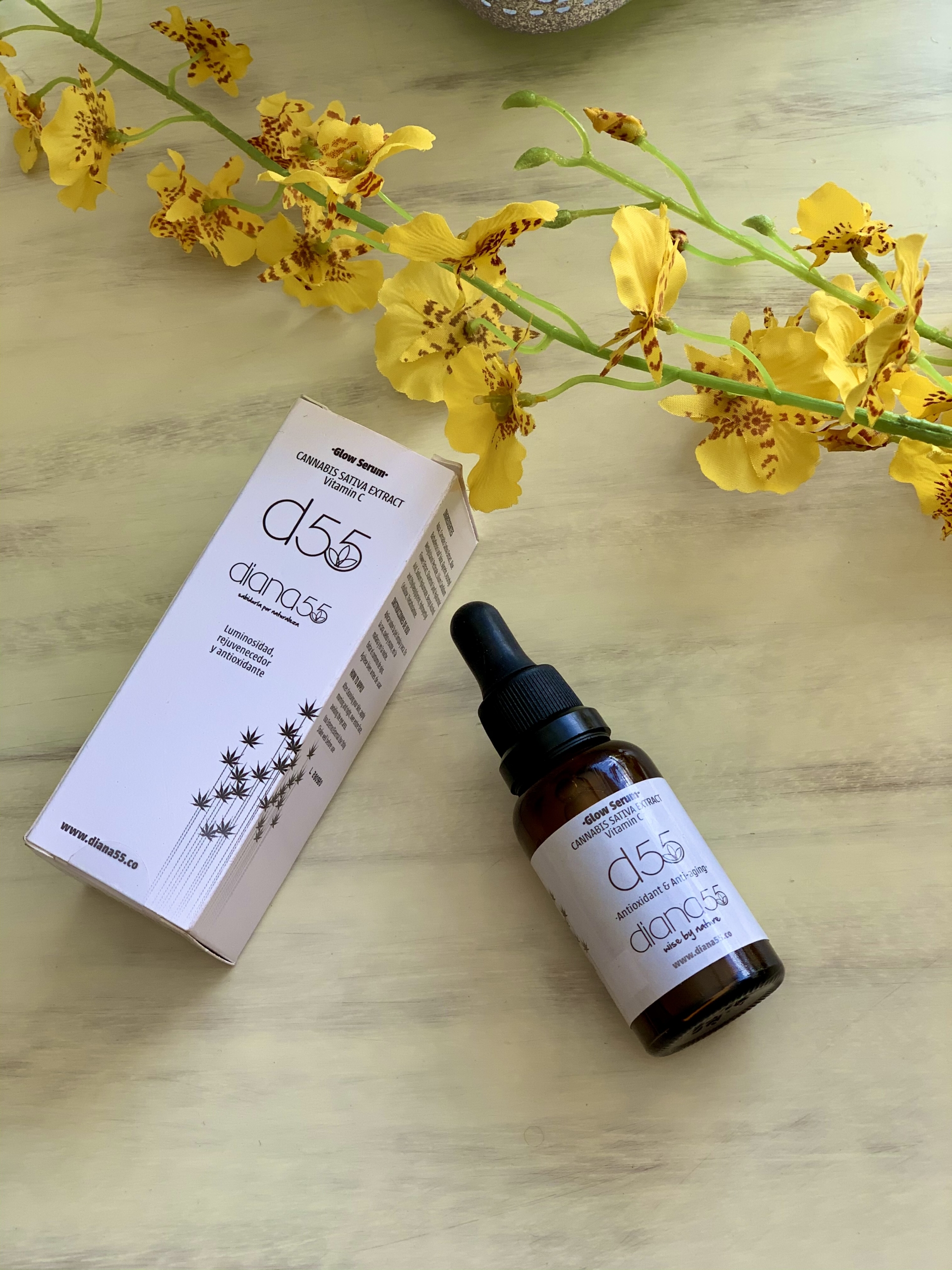 Glow Serum Cannabis Sativa Extract & vitamin C