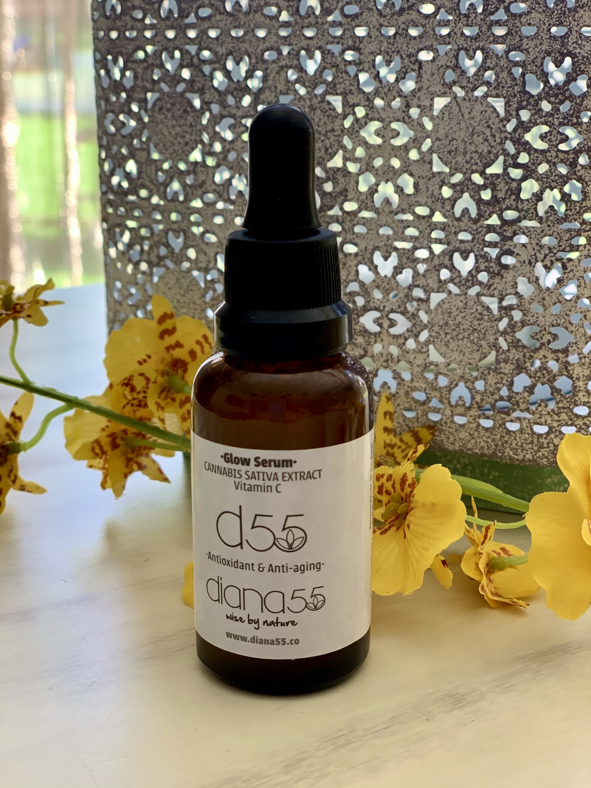 Glow Serum Cannabis Sativa Extract & vitamin C